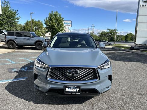 Certified 2023 INFINITI QX50 Luxe AWD/4WD image 3