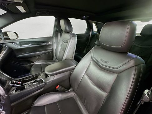Used 2020 Cadillac XT5 Premium Luxury FWD image 22