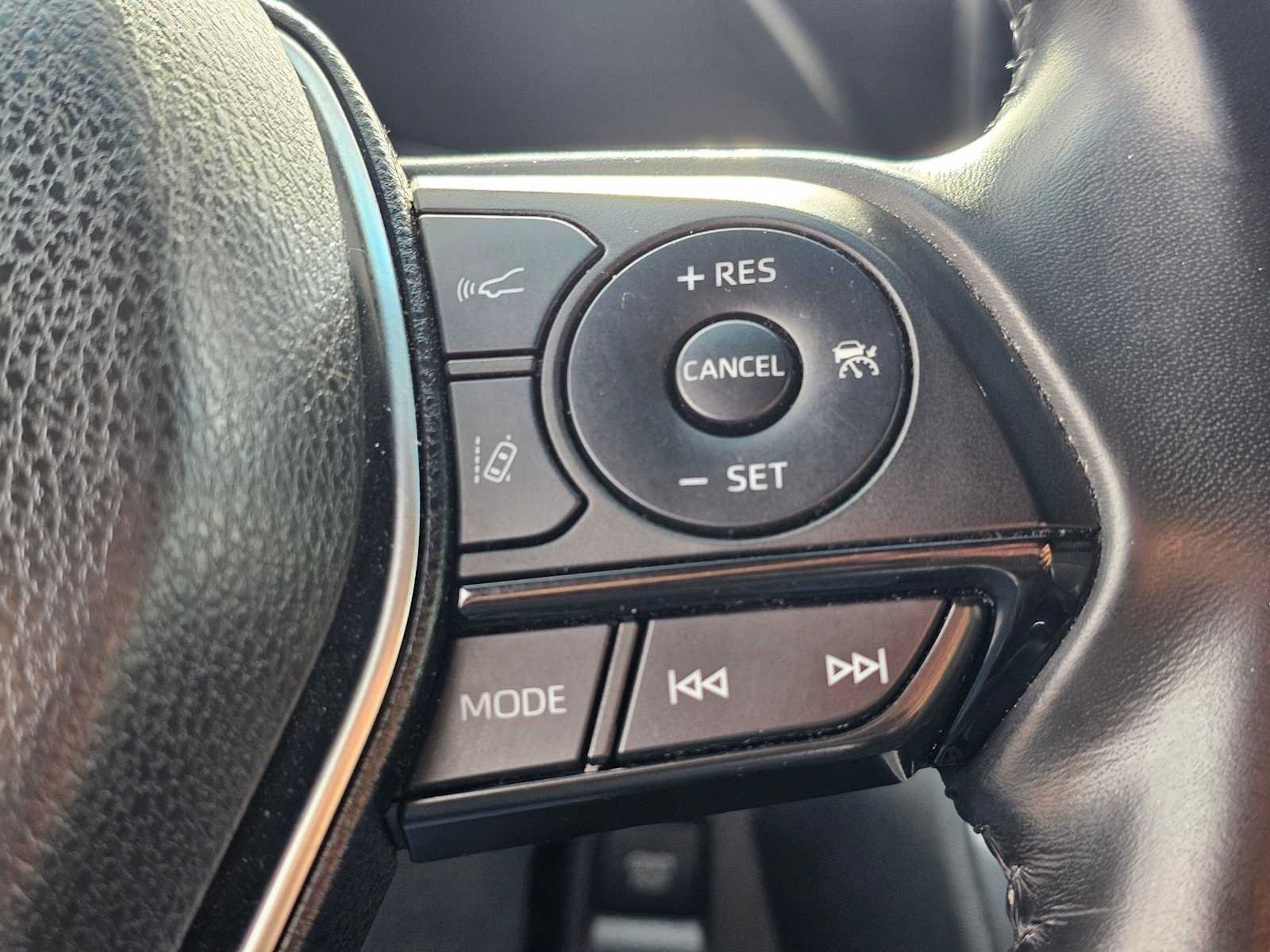 Used 2021 Toyota Venza XLE w/ Carpet Mat Package (TMS) AWD/4WD image 29