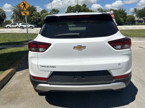 New 2026 Chevrolet TrailBlazer LT w/ Driver Confidence Package image 7