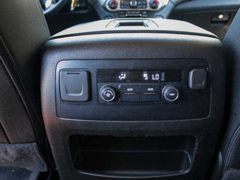 Used 2019 Chevrolet Tahoe LT AWD/4WD image 27