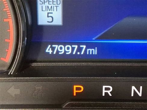 Used 2022 Ford Explorer ST-Line w/ Class IV Trailer Tow Package image 22