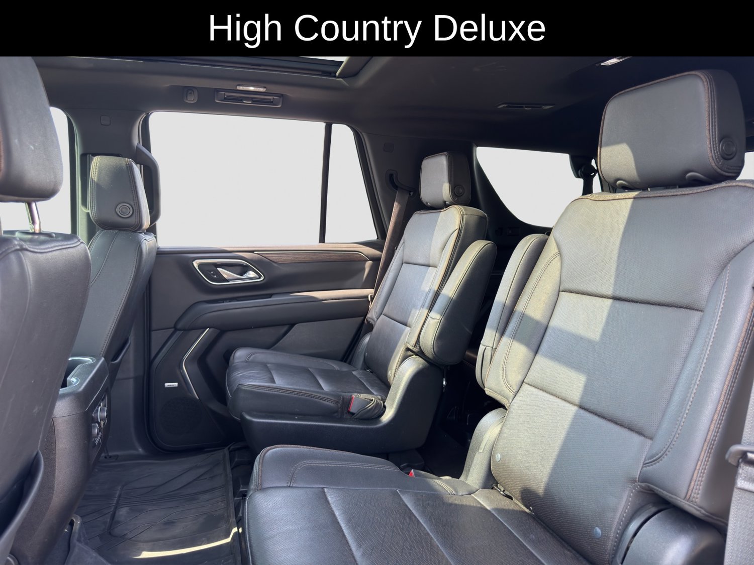 Used 2023 Chevrolet Tahoe High Country AWD/4WD image 13