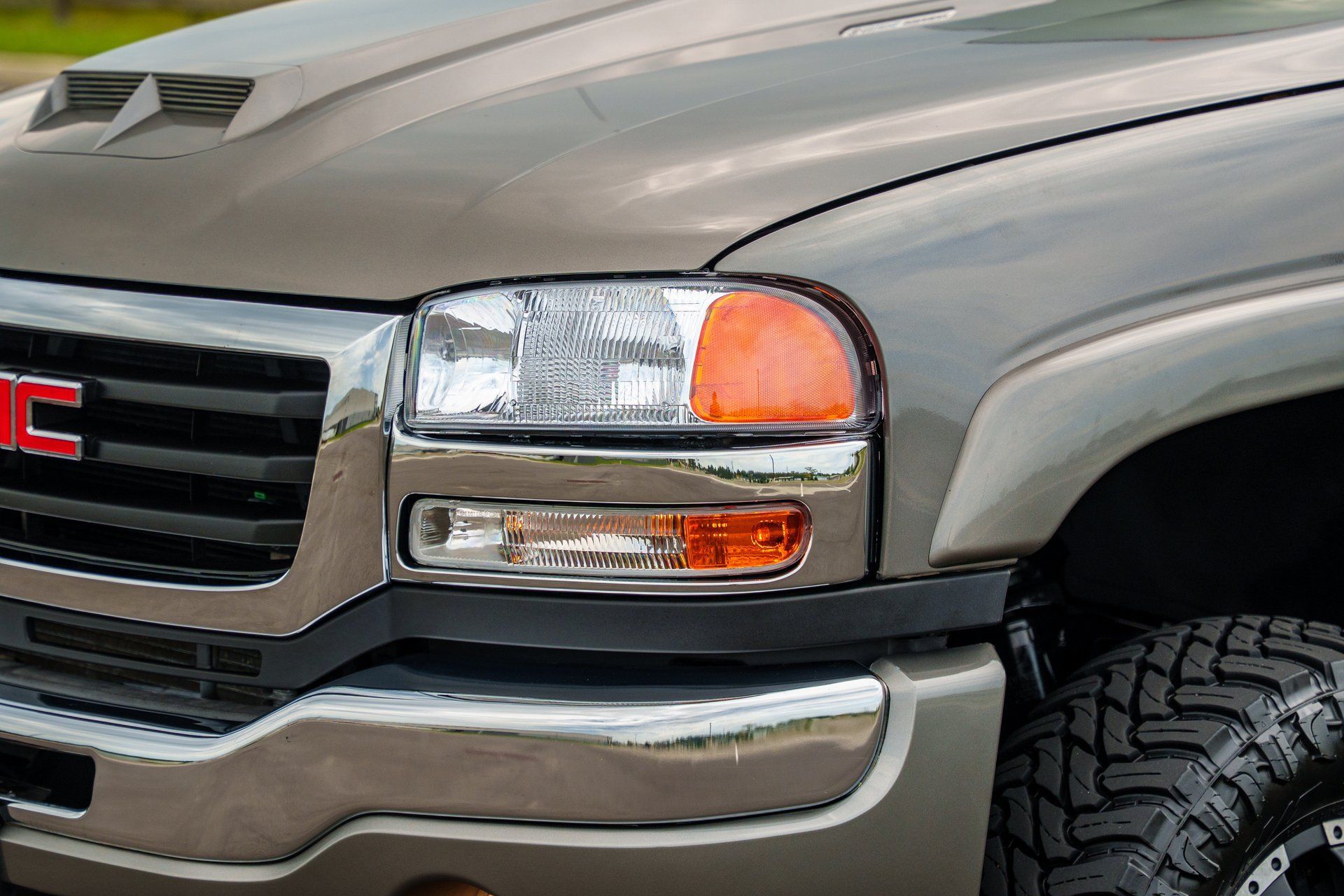 Used 2006 GMC Sierra 3500 SLE w/ Heavy-Duty Power Package AWD/4WD image 26