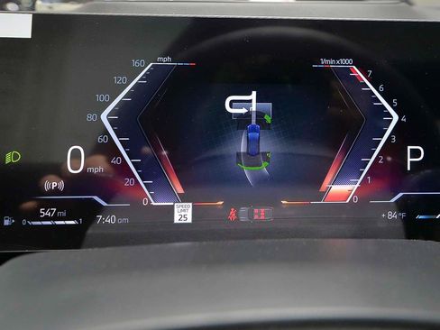 Used 2026 BMW X5 xDrive40i w/ M Sport Package image 13