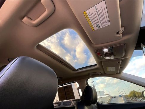 Certified 2024 Kia Telluride SX image 29