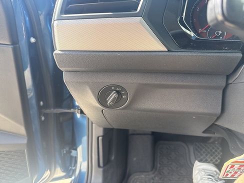 Used 2019 Volkswagen Jetta S w/ Driver Assistance Package image 17