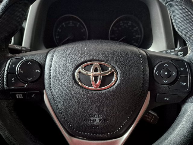 Used 2017 Toyota RAV4 LE w/ Carpet Mat Package FWD image 17