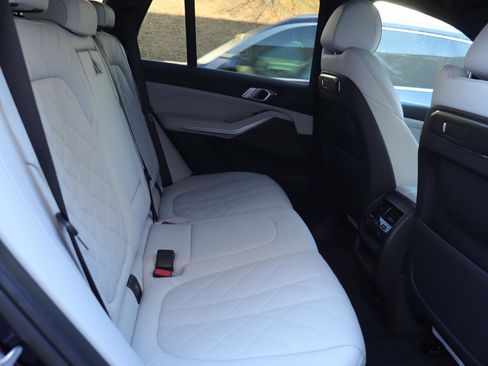 Certified 2024 BMW X5 sDrive40i w/ M Sport Package image 22