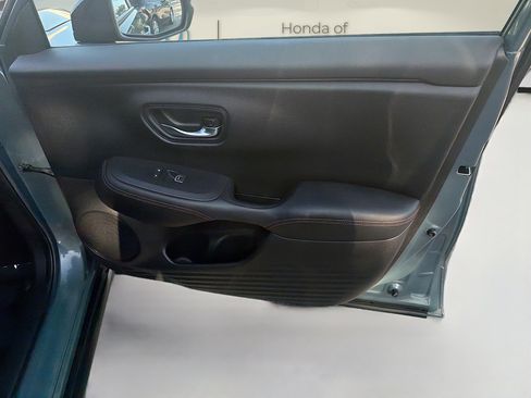 Used 2024 Honda HR-V Sport image 32