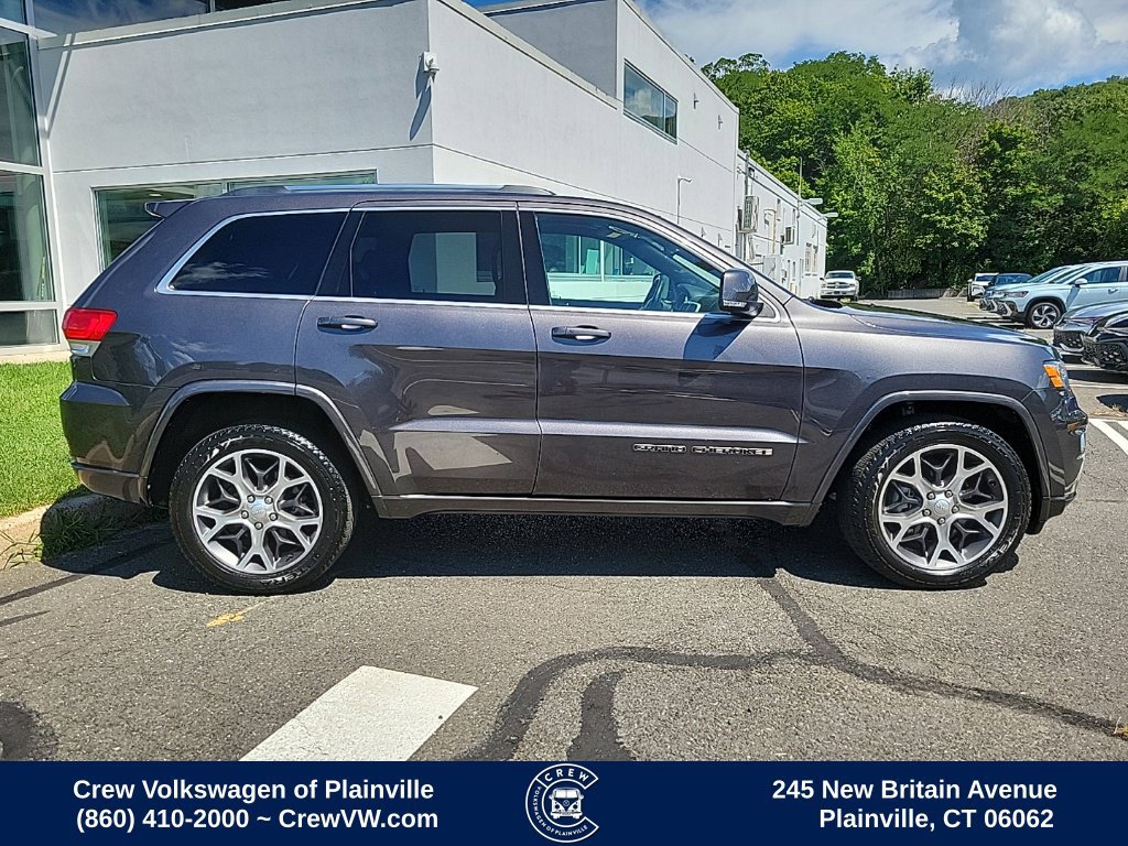 Used 2018 Jeep Grand Cherokee Limited AWD/4WD image 39