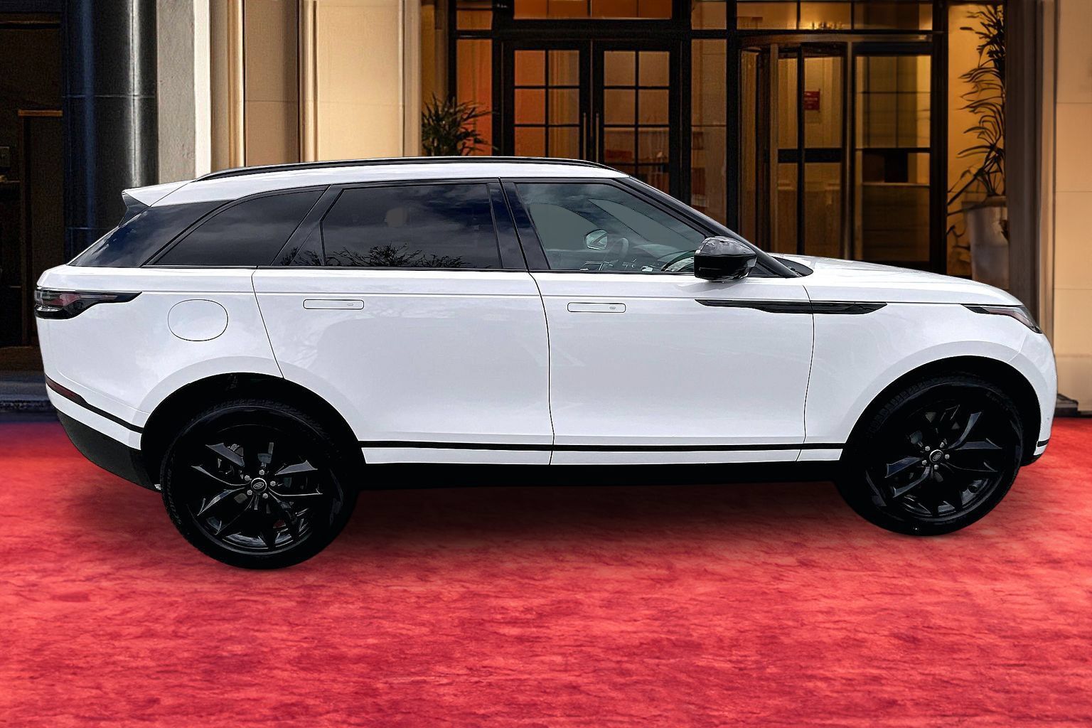 New 2026 Land Rover Range Rover Velar S AWD/4WD image 6