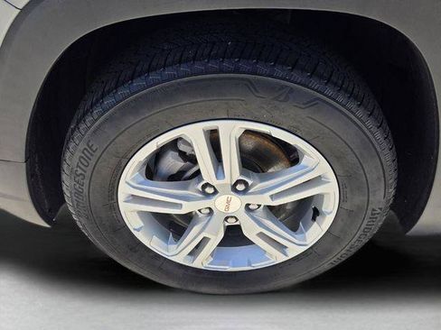 Certified 2024 GMC Terrain SLE AWD/4WD image 9