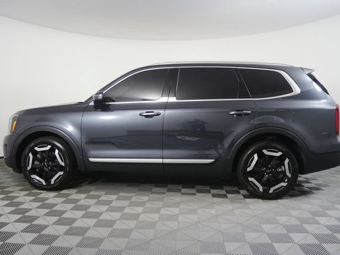 Used 2024 Kia Telluride S w/ S Sunroof Package AWD/4WD image 6