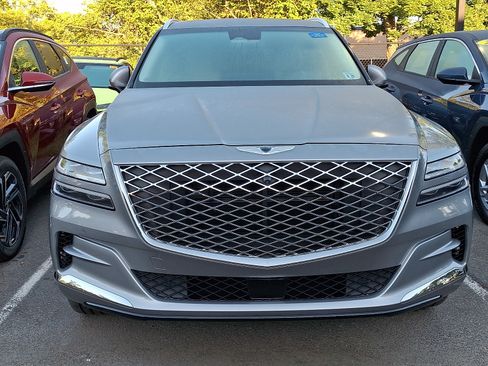 Used 2024 Genesis GV80 3.5T w/ Prestige Package AWD/4WD image 3