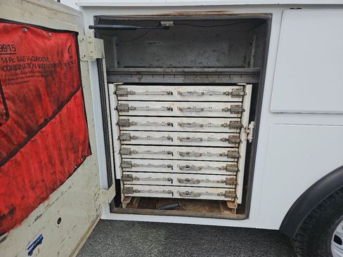 Used 2014 Ford F350 XL w/ Power Equipment Group RWD image 30