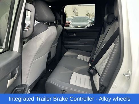 Used 2024 Toyota Tacoma TRD Sport w/ TRD Sport Upgrade Package image 17