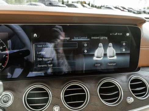 Used 2021 Mercedes-Benz E 450 4MATIC All-Terrain Wagon image 21