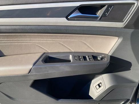 Used 2021 Volkswagen Atlas SEL R-Line image 25