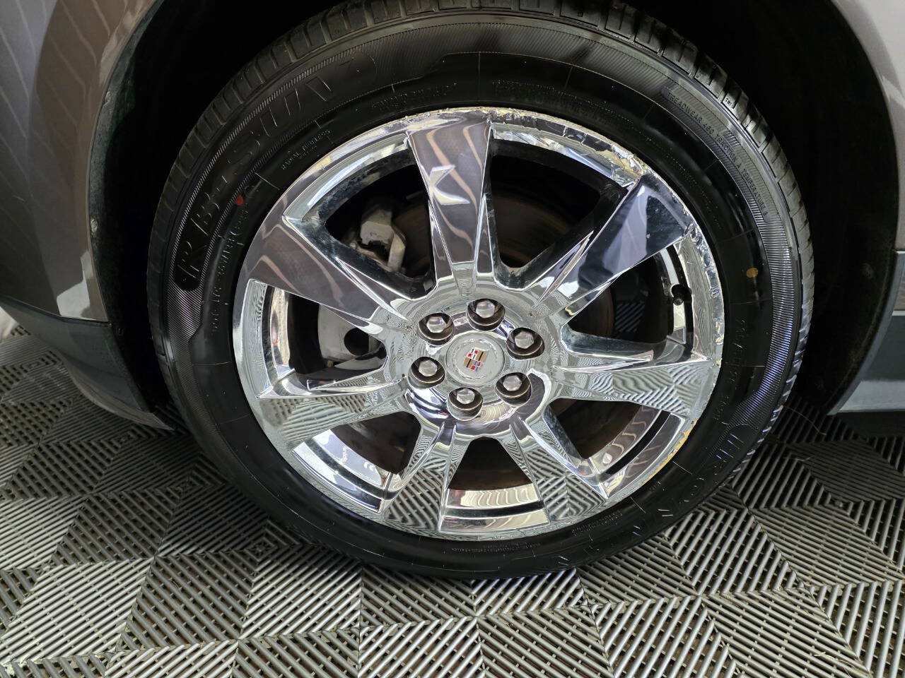 Used 2011 Cadillac SRX Premium FWD image 34