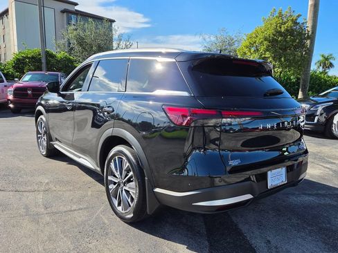 Used 2026 INFINITI QX60 Luxe w/ Cargo Package FWD image 8