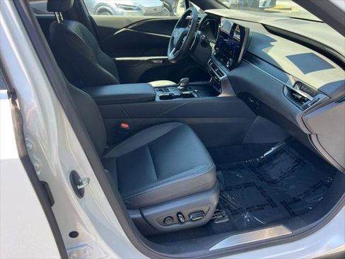 Certified 2025 Lexus RX 350 Premium w/ Convenience Package FWD image 14