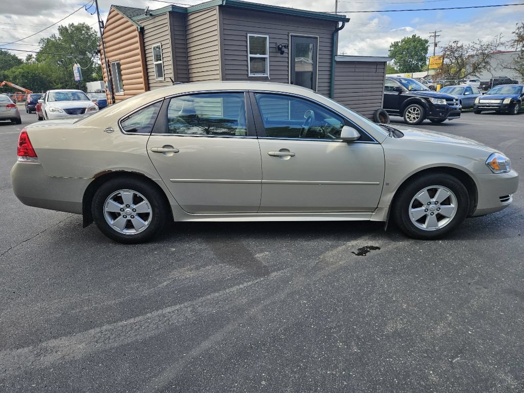 Used 2009 Chevrolet Impala LT FWD image 5