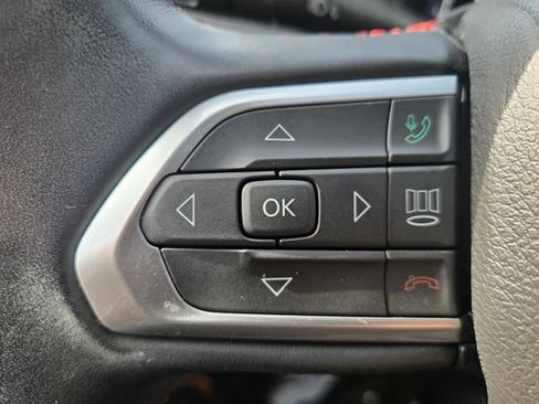 Used 2022 Jeep Compass Trailhawk w/ Trailhawk Elite Group AWD/4WD image 23