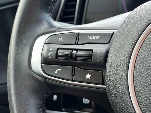 Certified 2024 Kia Sportage EX FWD image 33