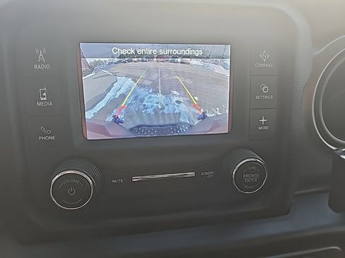 Certified 2019 Jeep Wrangler Unlimited Sport S image 32