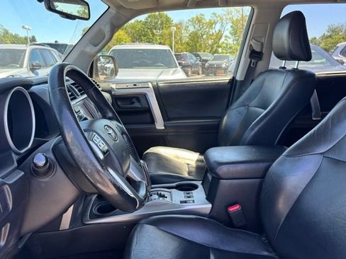 Used 2013 Toyota 4Runner Limited w/ Convenience Pkg AWD/4WD image 11