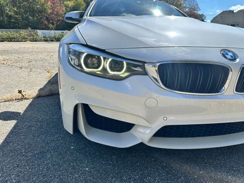 Used 2020 BMW M4 Convertible RWD image 17