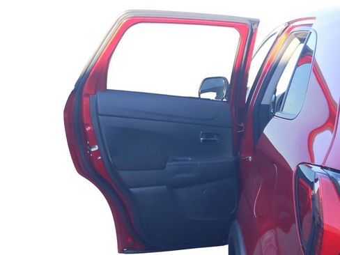 Used 2024 Mitsubishi Outlander Sport AWD image 29