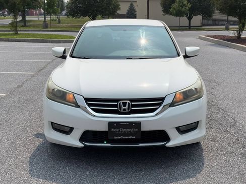 Used 2014 Honda Accord Sport image 2