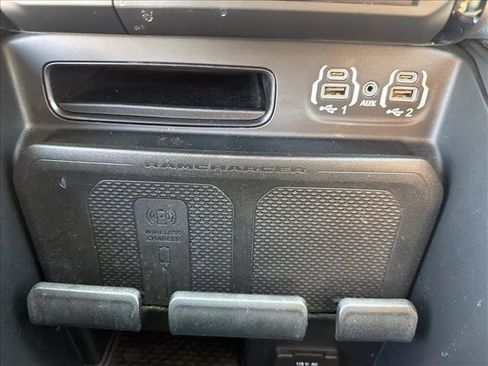 Used 2022 RAM 1500 Laramie AWD/4WD image 17