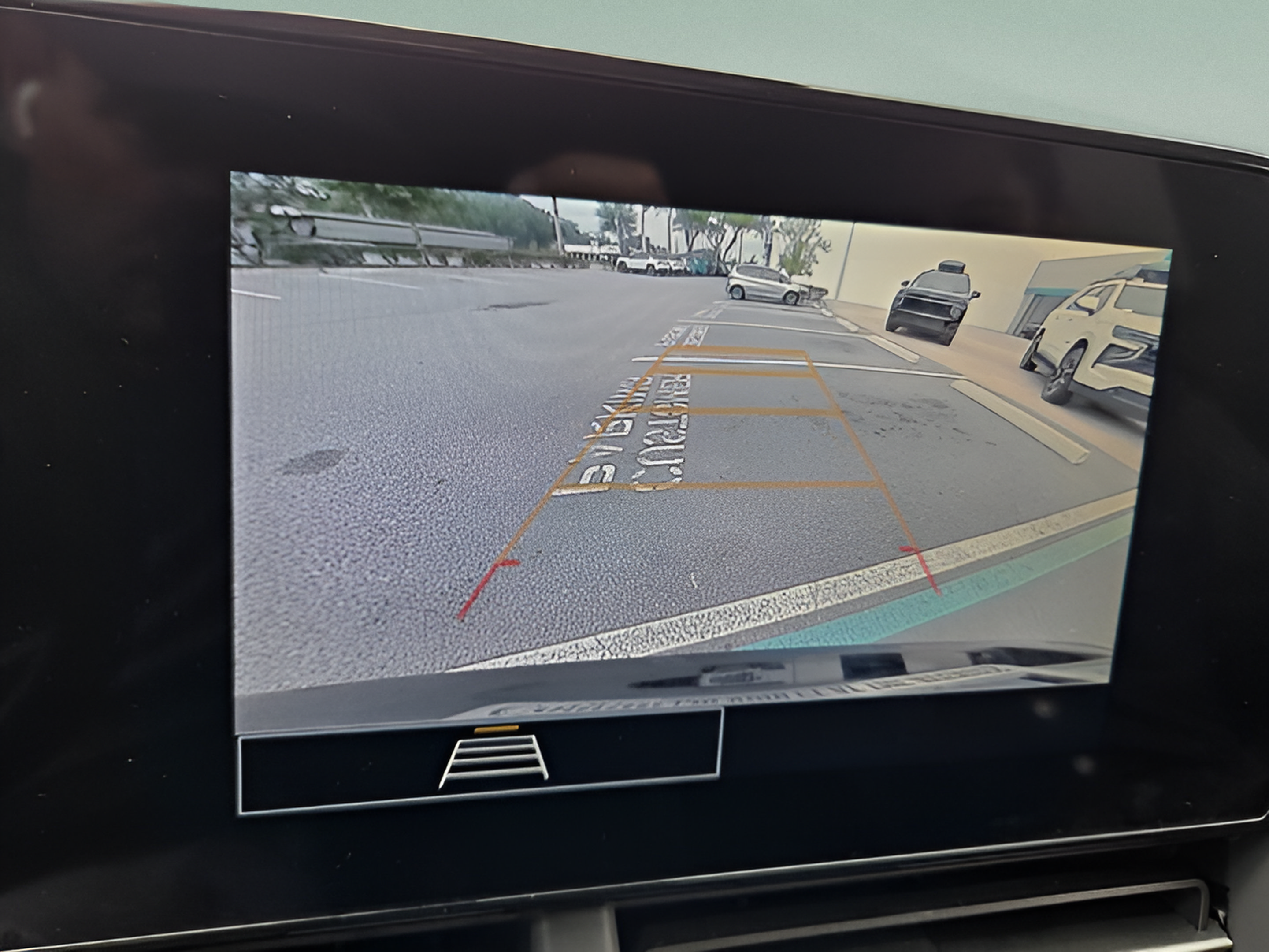 Used 2026 Chevrolet Trax LS FWD image 19