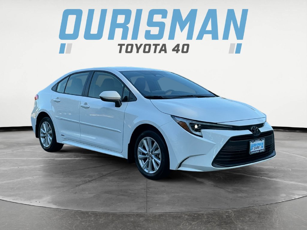 Used 2026 Toyota Corolla LE w/ LE Premium Package AWD/4WD image 1
