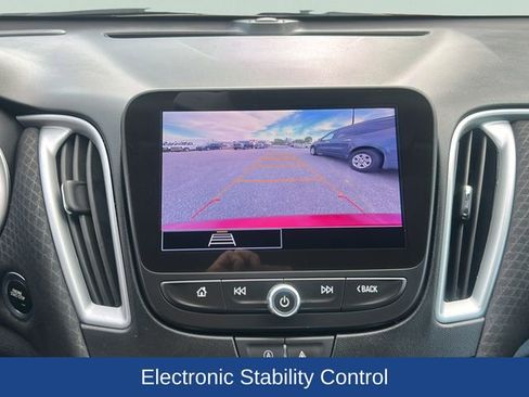 Used 2024 Chevrolet Malibu LT image 11