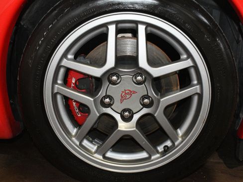 Used 2003 Chevrolet Corvette Z06 w/ Memory Package, 3 Drivers RWD image 66