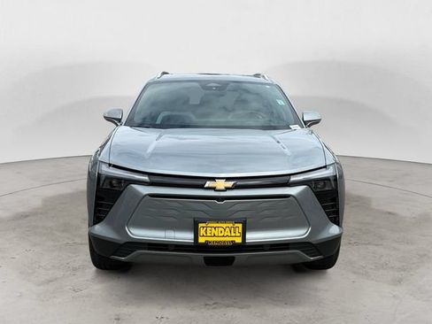 Used 2024 Chevrolet Blazer EV LT AWD/4WD image 2