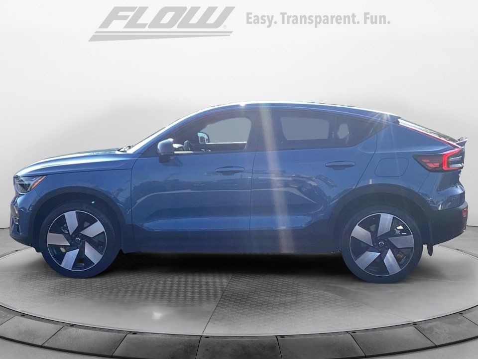 Certified 2023 Volvo C40 P8 Recharge Ultimate AWD/4WD image 5