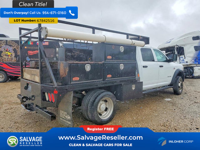 Used 2022 RAM 5500 Tradesman w/ Chrome Appearance Group AWD/4WD image 4