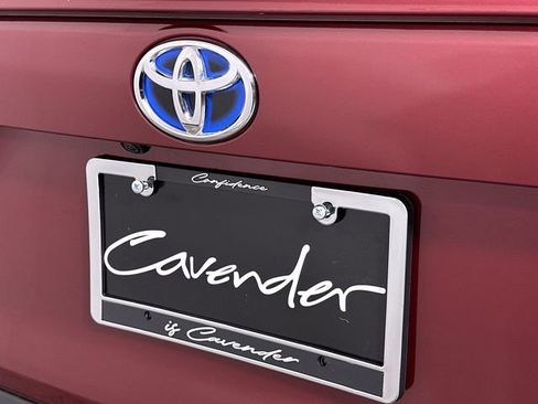 Used 2022 Toyota RAV4 XLE w/ Convenience Package AWD/4WD image 32