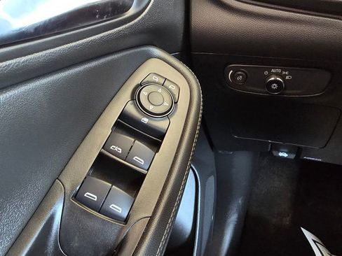 Used 2024 Buick Encore GX Preferred image 22