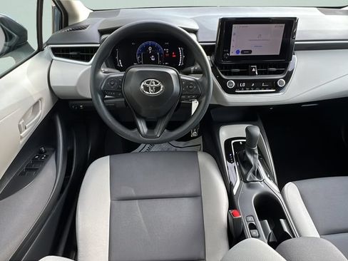 Used 2026 Toyota Corolla LE FWD image 11