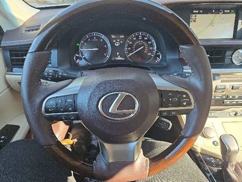 Used 2017 Lexus ES 350 w/ Navigation System Package FWD image 21