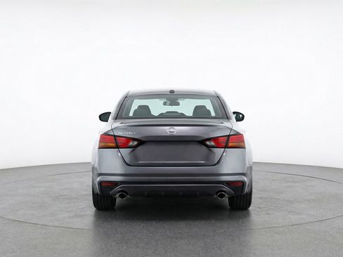 Used 2025 Nissan Altima 2.5 SV image 7