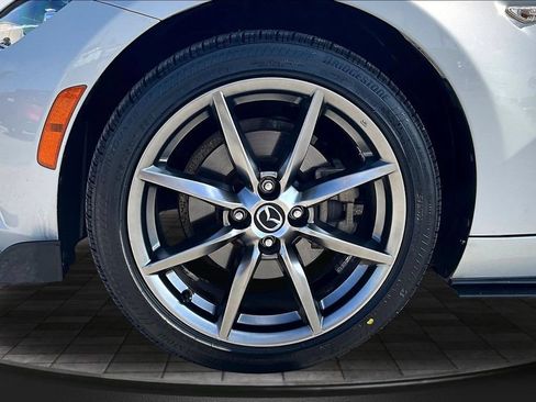 Used 2017 MAZDA MX-5 Miata RF Grand Touring RWD image 30