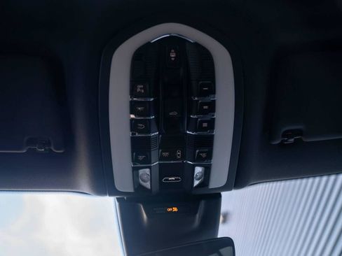 New 2026 Porsche Macan S image 17