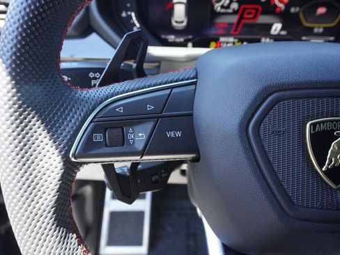 Used 2020 Lamborghini Urus AWD/4WD image 51